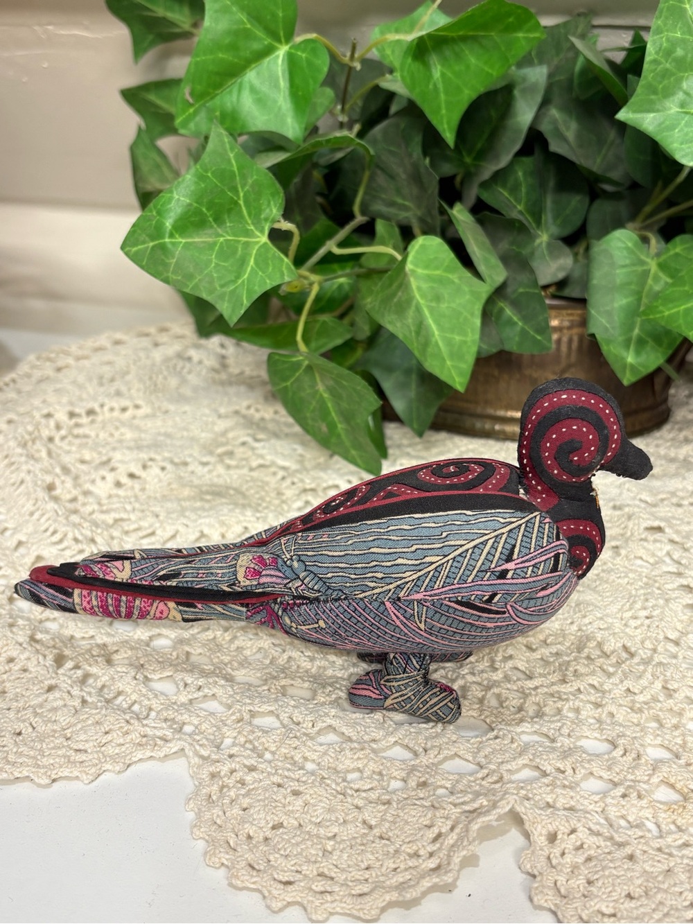 Vintage Handcrafted Bird Pin Cushion - Picture 4 of 11